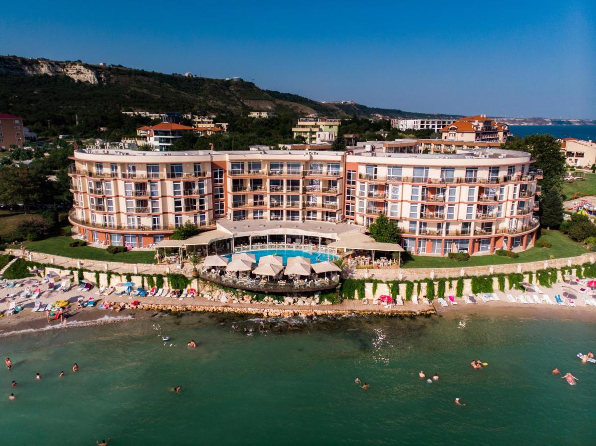 Royal Bay Hotel