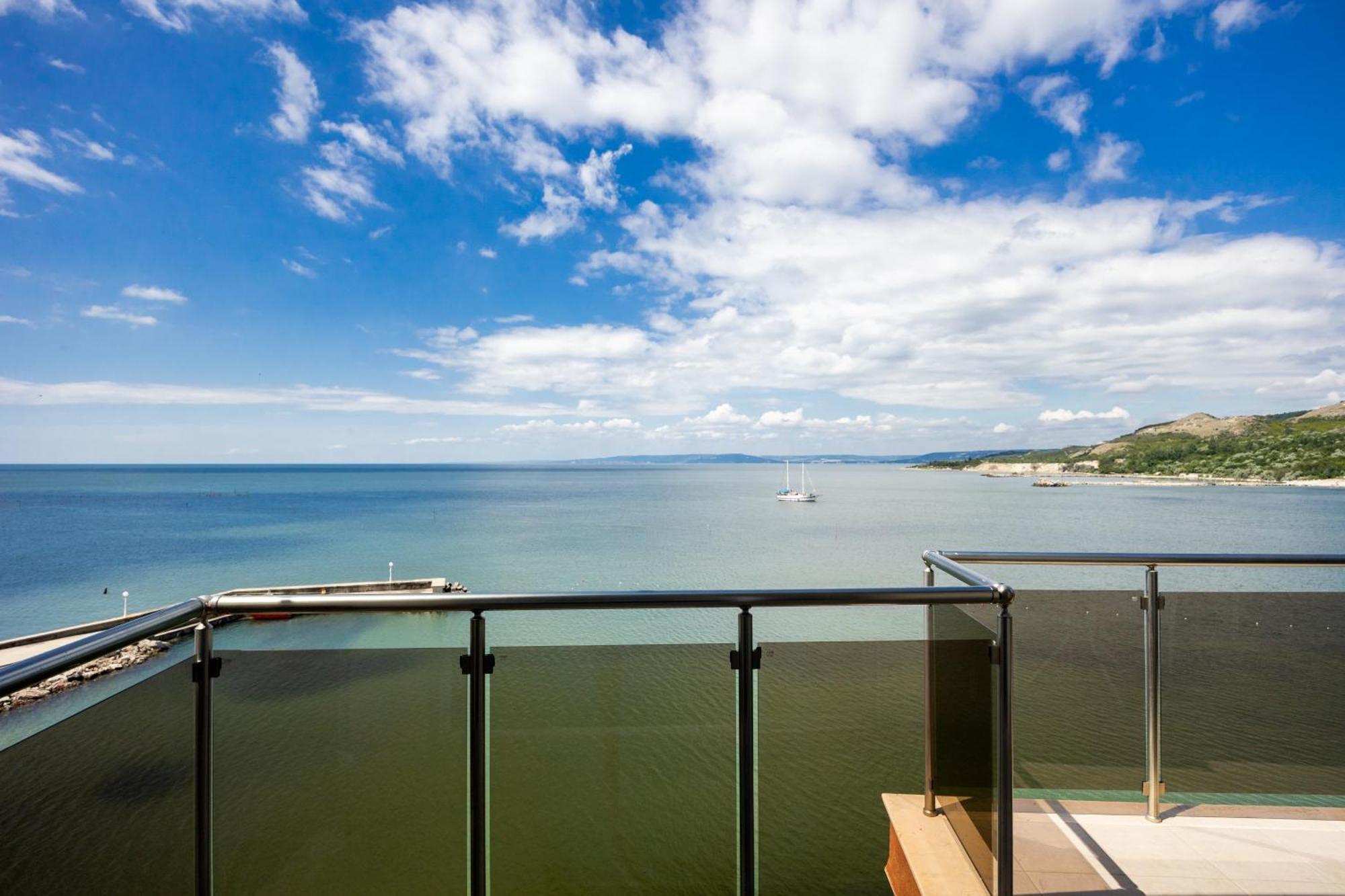 Royal Bay Hotel 4*