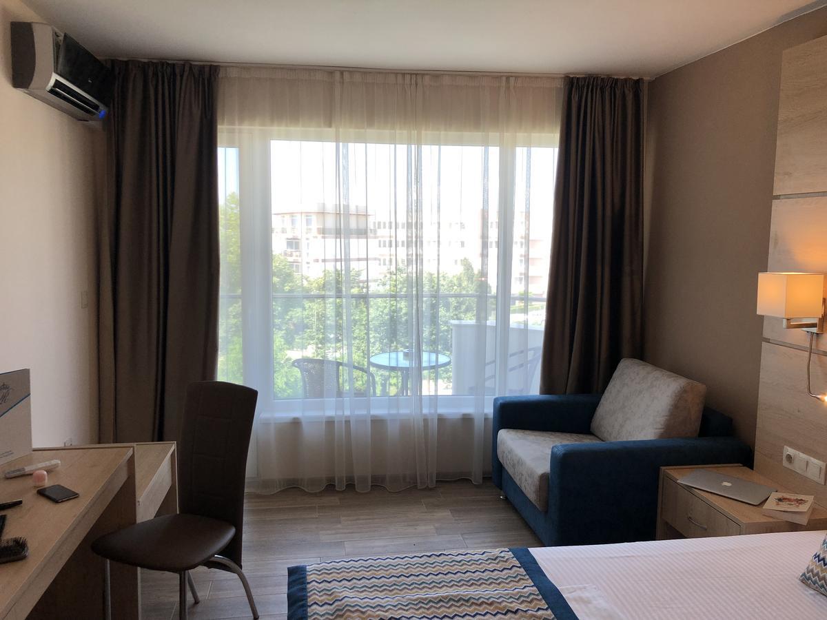 Royal Bay Hotel